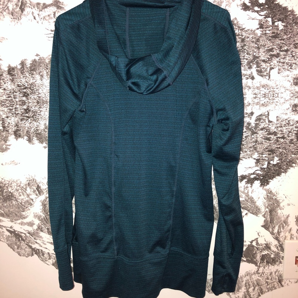 zip up - Picture 2 of 4